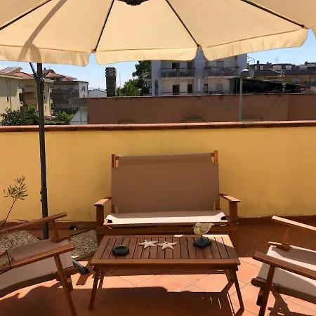Penthouse With Solarium Apartament Sabaudia